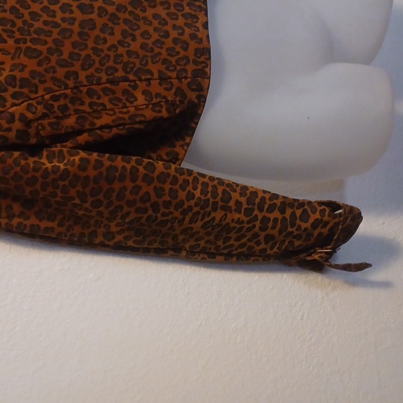 Leather jacket - Picture 2 of 10